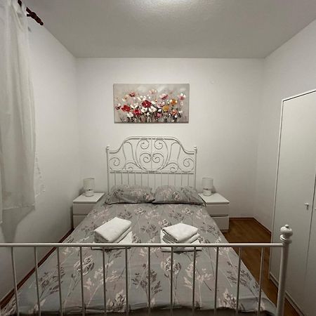 Apartman Petra Kaštela Exterior foto